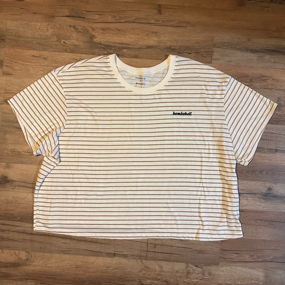 Torrid Bombshell Signature Jersey Crew Neck Crop Tee - Picture 4 of 9